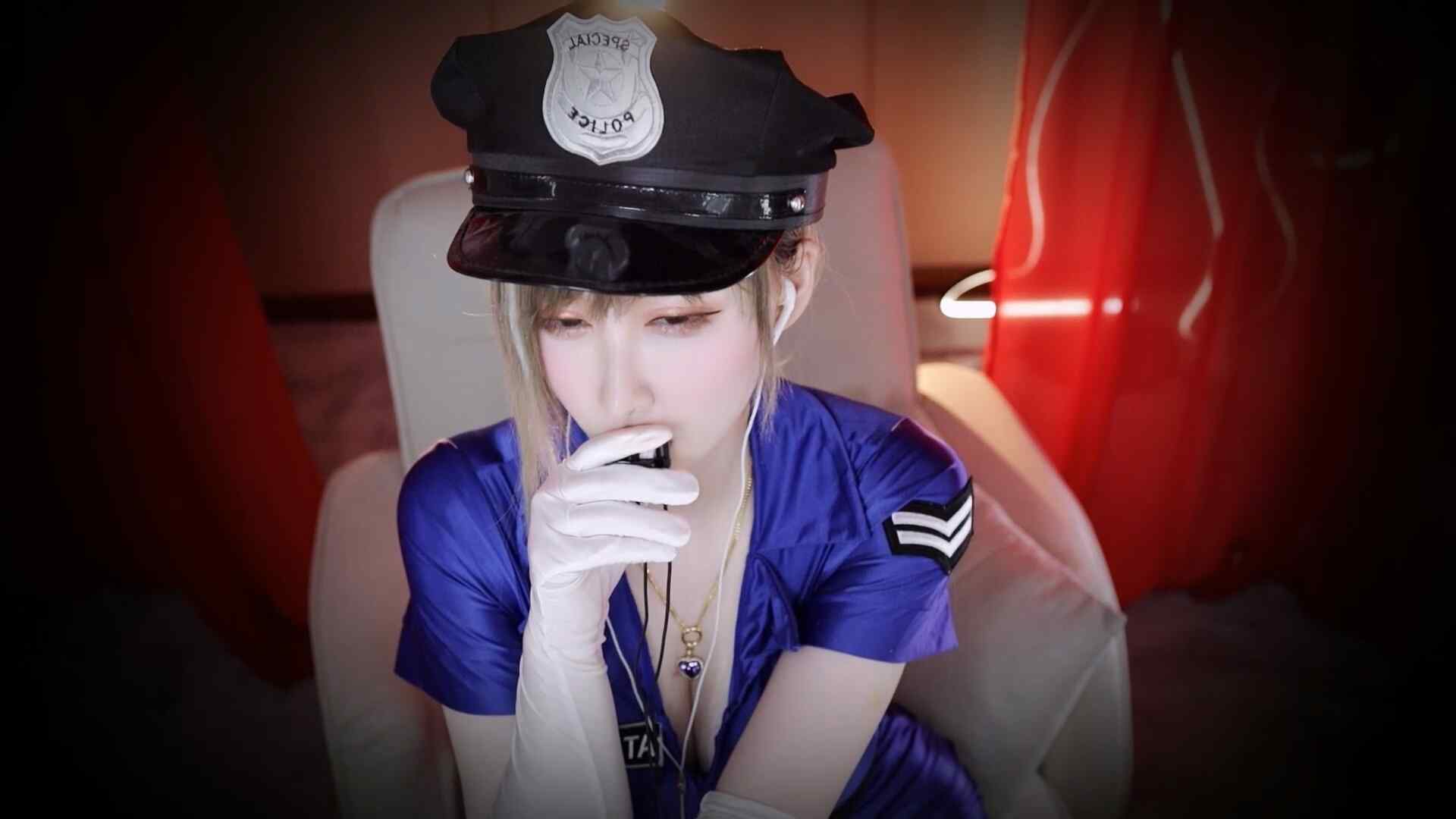  一色雨ASMR视频：小女警（蓝凑云）