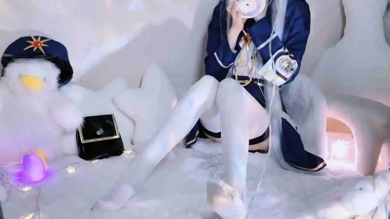 千早澪ASMR:小鸟游六花-触发音.mp4