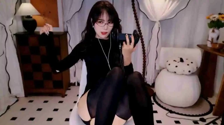 圈圈ASMR：小妈的惩罚.mp4