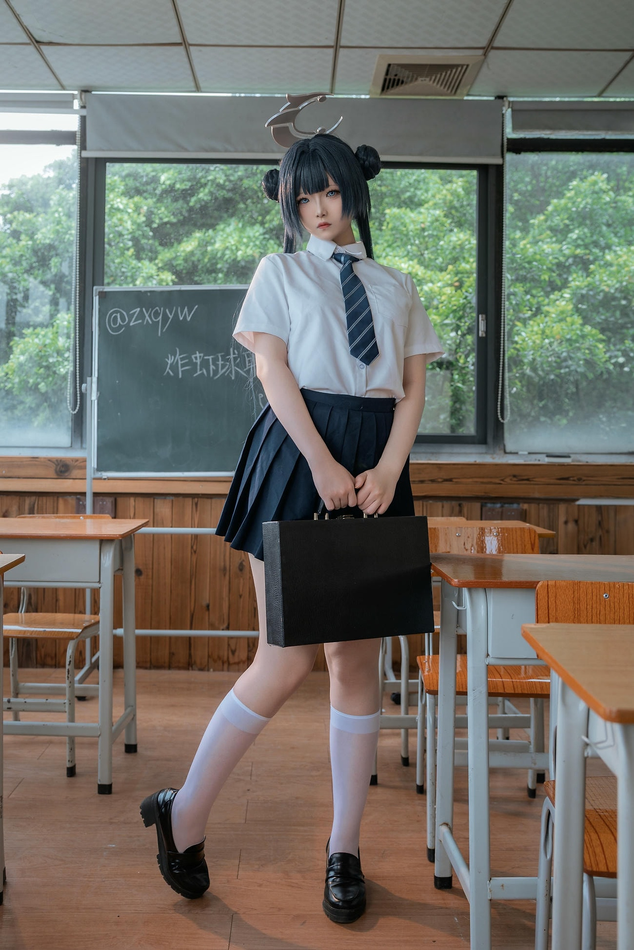 【单套】蔚蓝档案-龙华妃咲【44P】